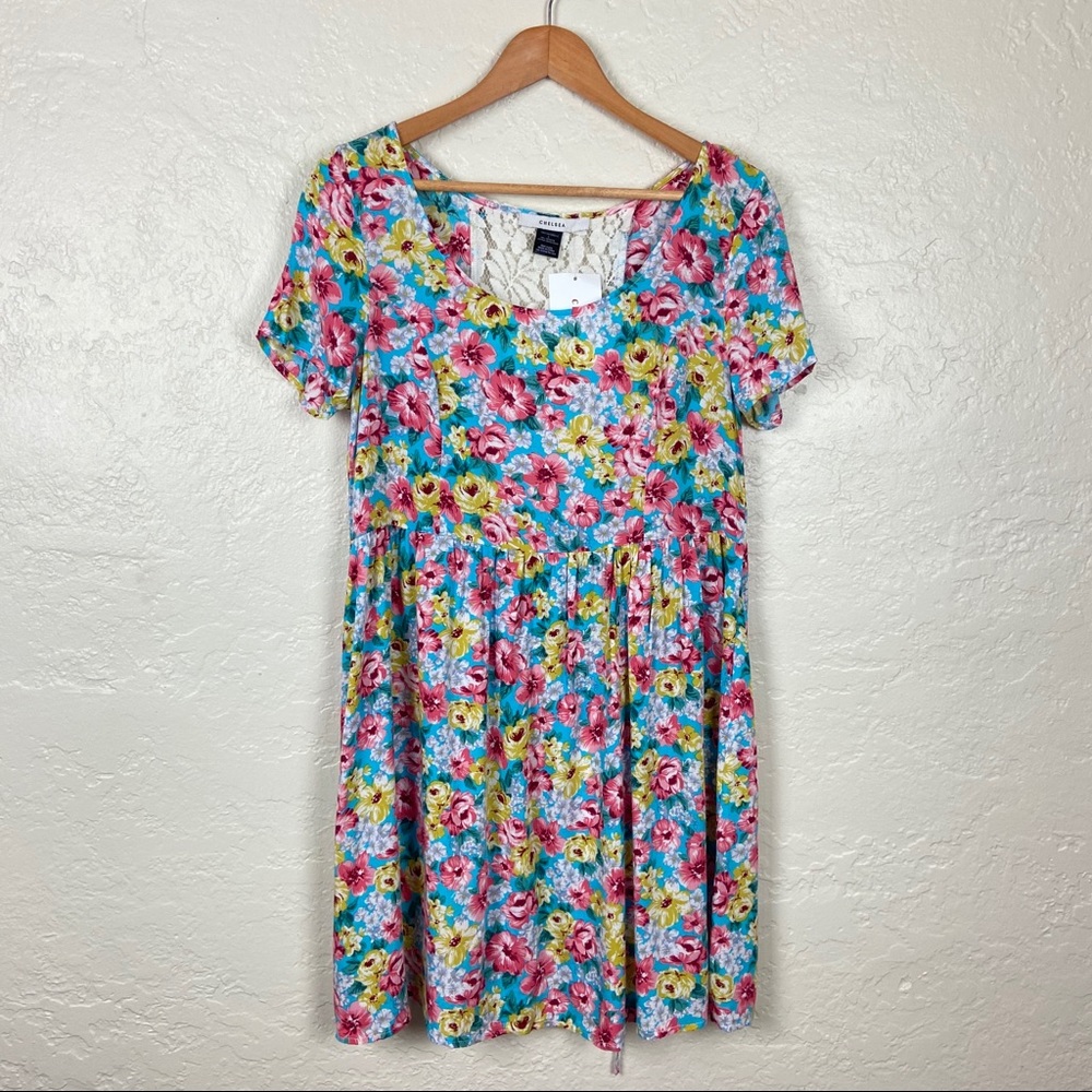 Chelsea Multi Colored Floral Mini Dress Size L